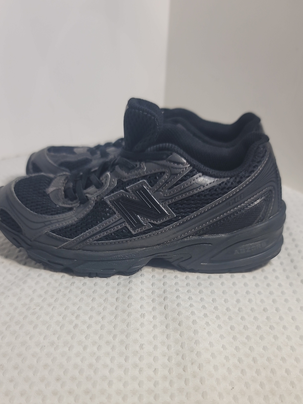 New Balance Black Low-Top Athletic Sneakers